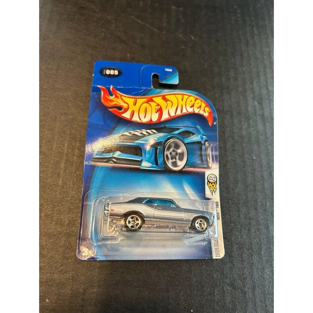 Lot Of 6 NIP 1:64‎ Diecast Hot Wheels Random Assortment